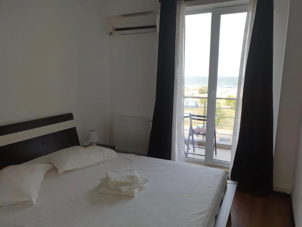 Apart Miren Summerland Appartement Mamaia Buitenkant foto