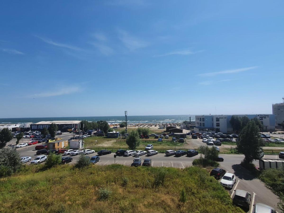 Apart Miren Summerland Appartement Mamaia Buitenkant foto