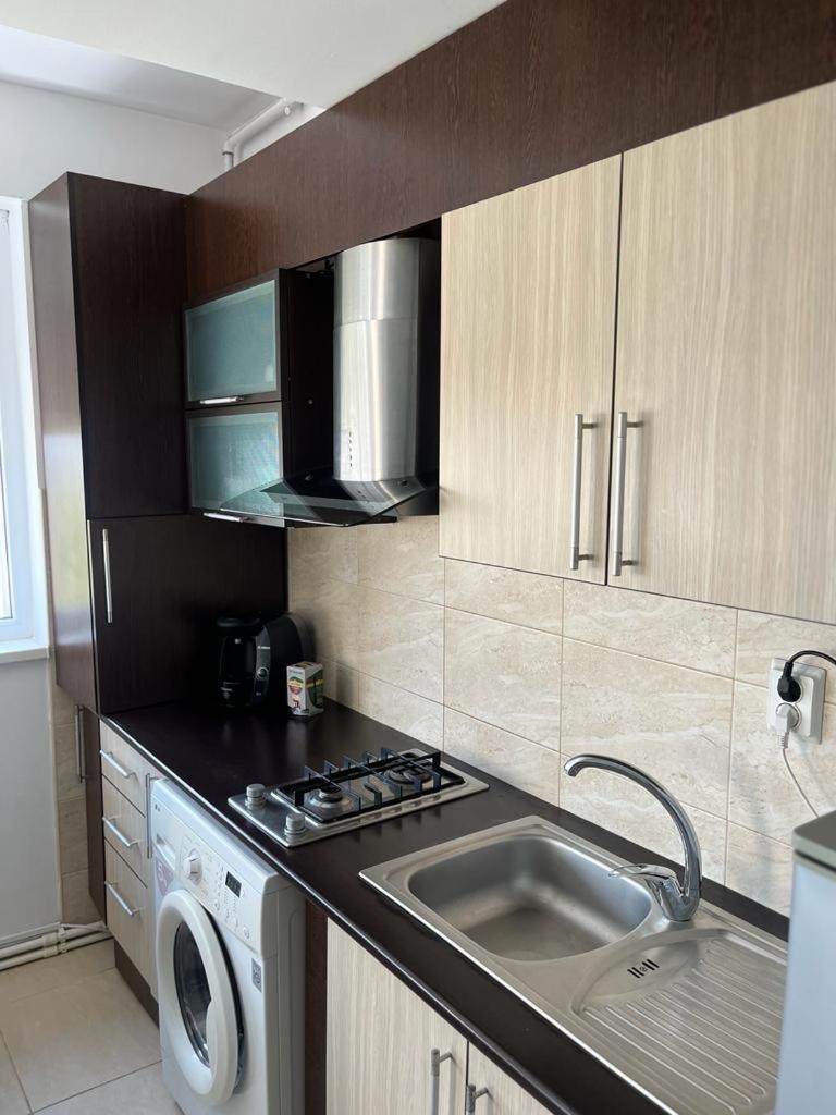 Apart Miren Summerland Appartement Mamaia Buitenkant foto